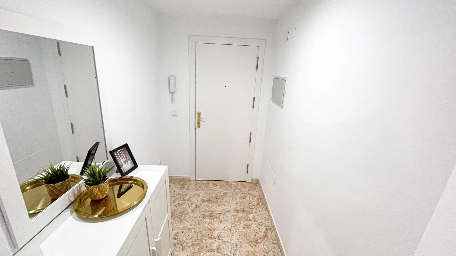 Yellow Apartment Lloret Lloret de Mar