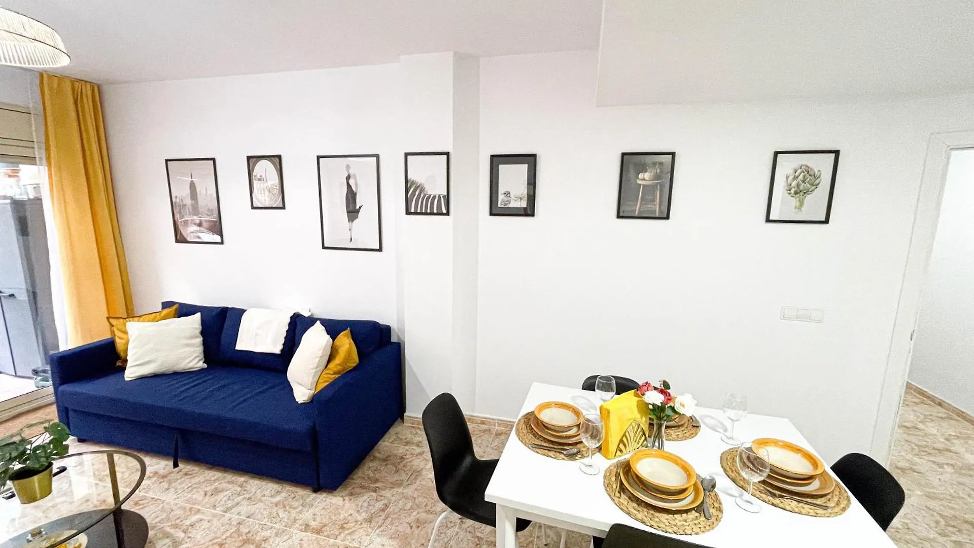 Yellow Apartment Lloret Lloret de Mar